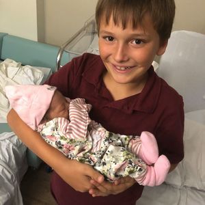 Meet your Posher, Shauna.. MAKE OFFERS!!! :)